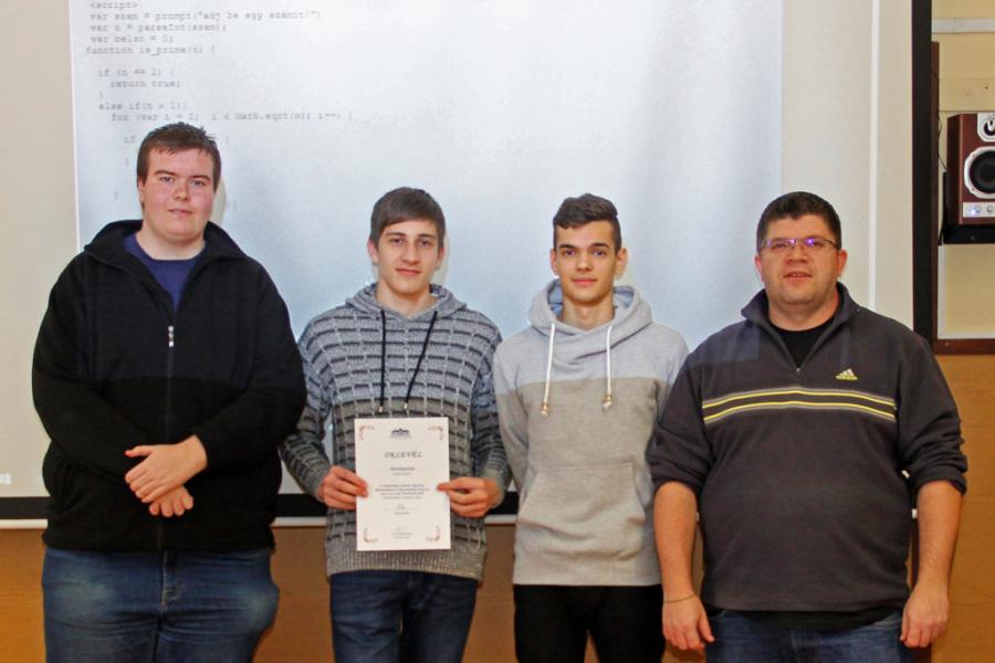 WebVakondok a dobogó 3. fokán